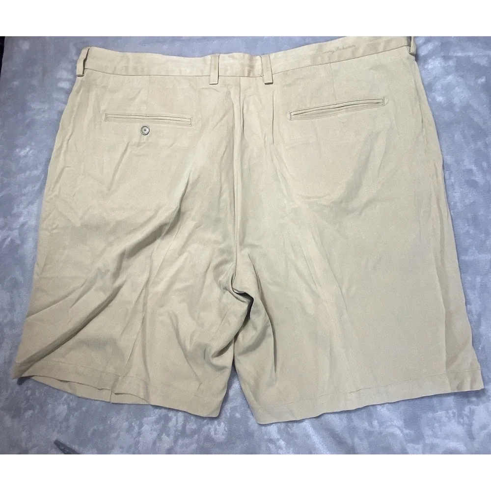 Tommy Bahama Men Shorts Size 42 Relax Khaki Brown Silk Chino Pleated Casual Golf